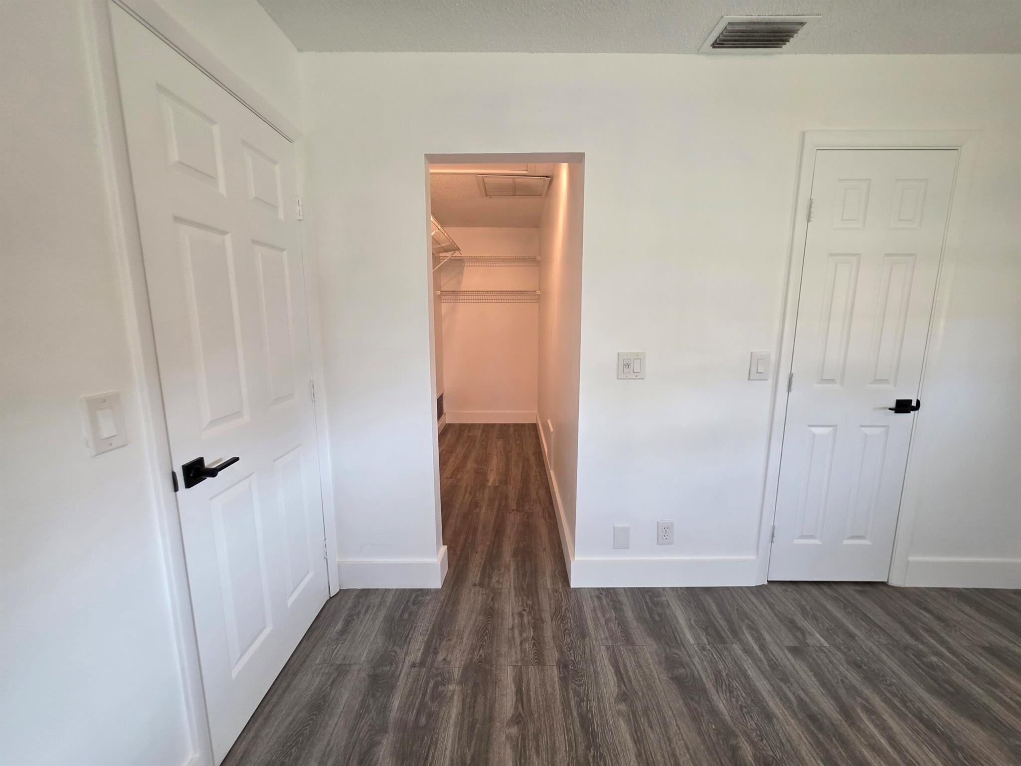 COUNTRY MANORS CONDO - Residential