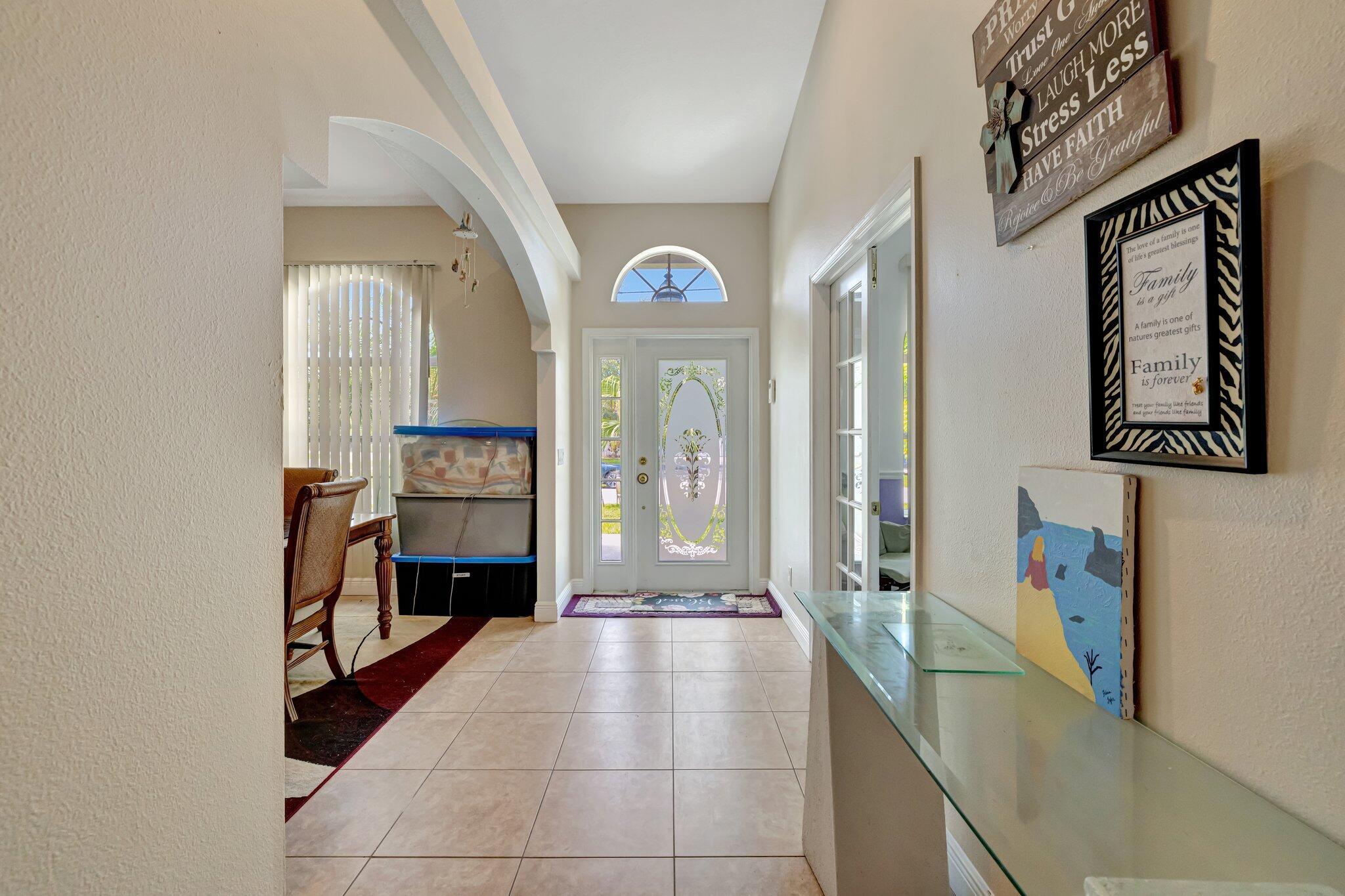 PORT ST LUCIE SECTION 19 - Residential Lease