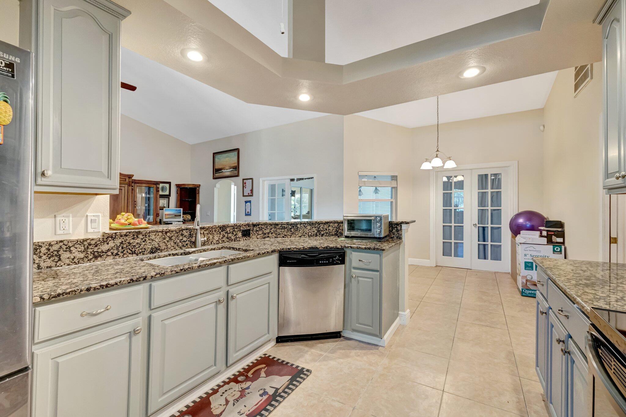 PORT ST LUCIE SECTION 19 - Residential Lease