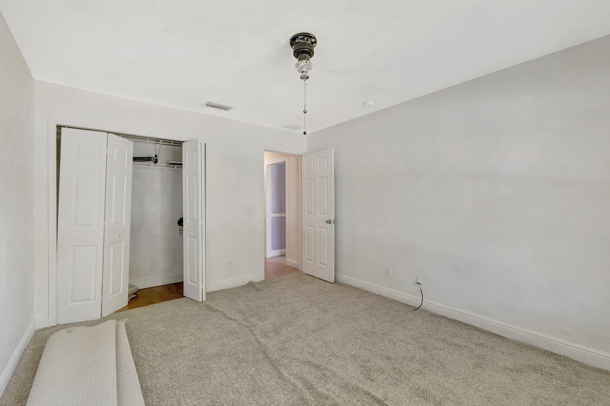 PORT ST LUCIE SECTION 19 - Residential Lease