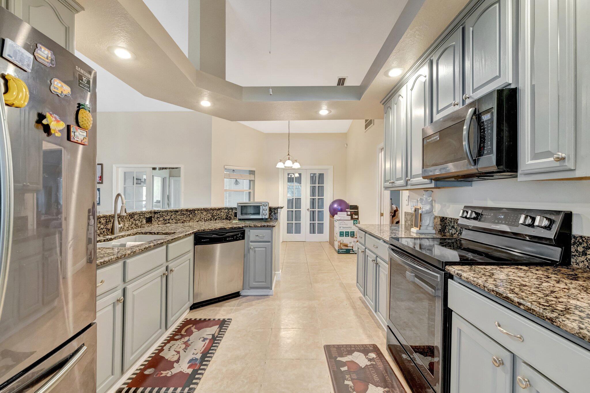 PORT ST LUCIE SECTION 19 - Residential Lease