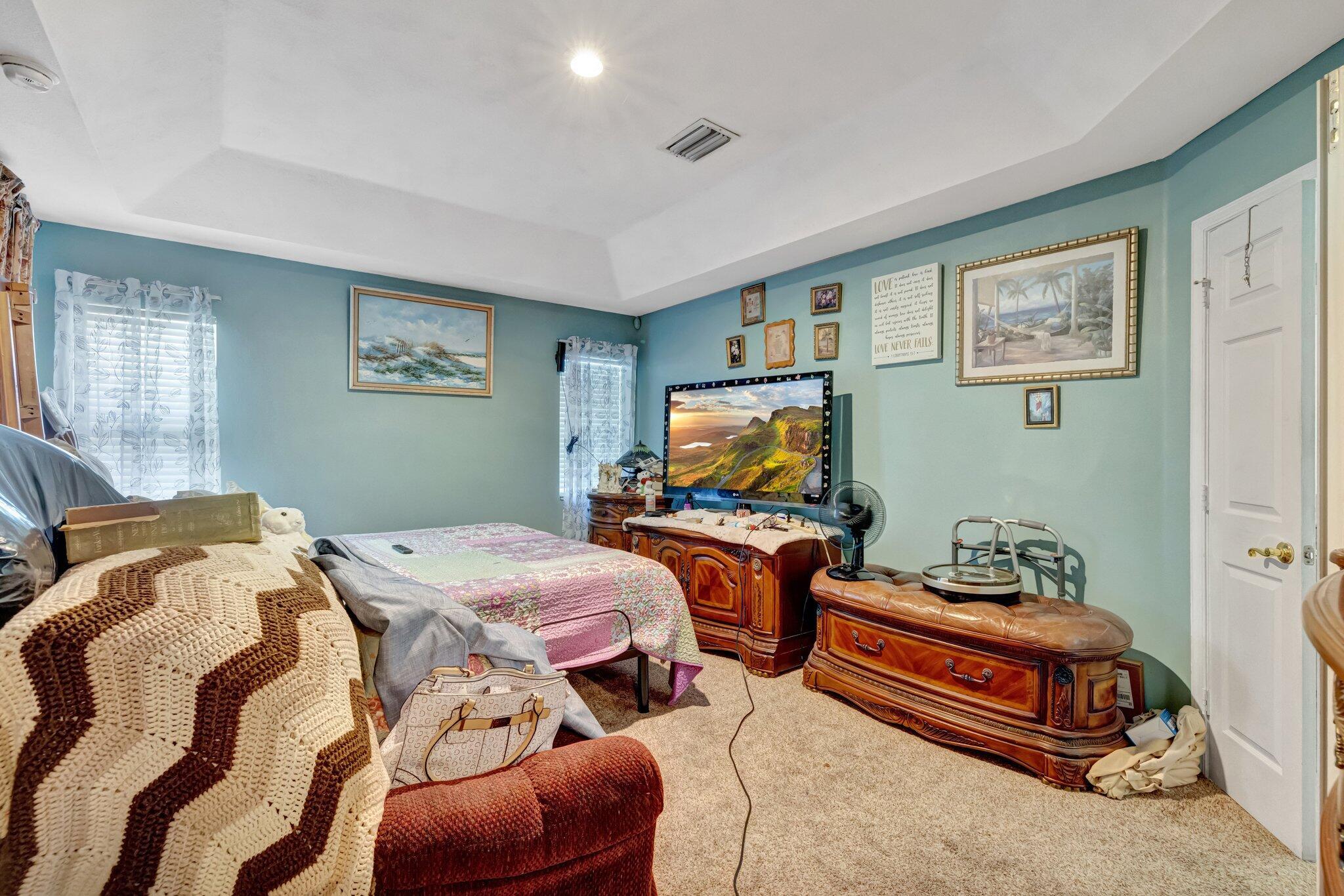 PORT ST LUCIE SECTION 19 - Residential Lease
