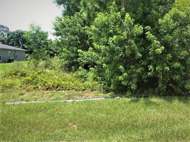 Build your dream home on this beautiful lot in Port St. Lucie
