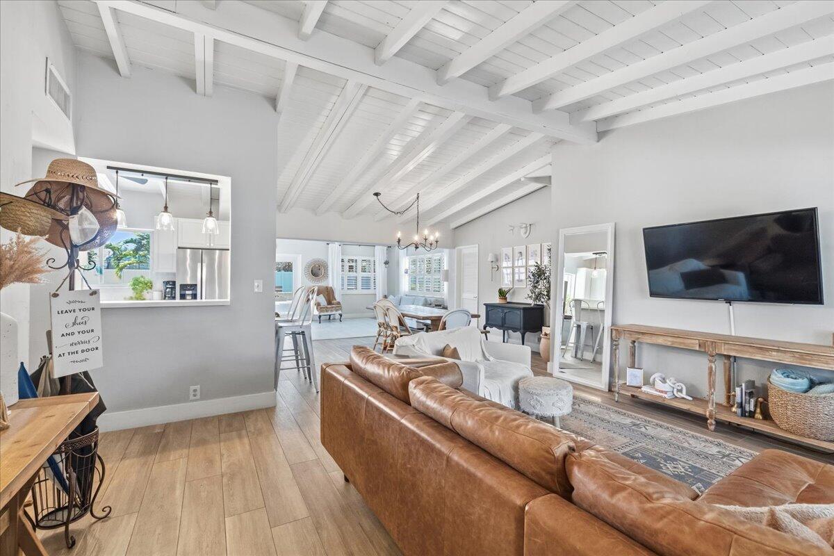 LIGHTHOUSE POINT 6TH SEC - Residential