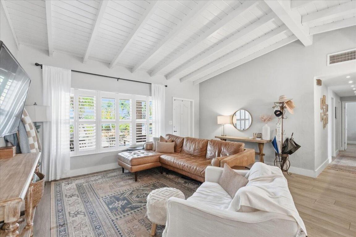 LIGHTHOUSE POINT 6TH SEC - Residential