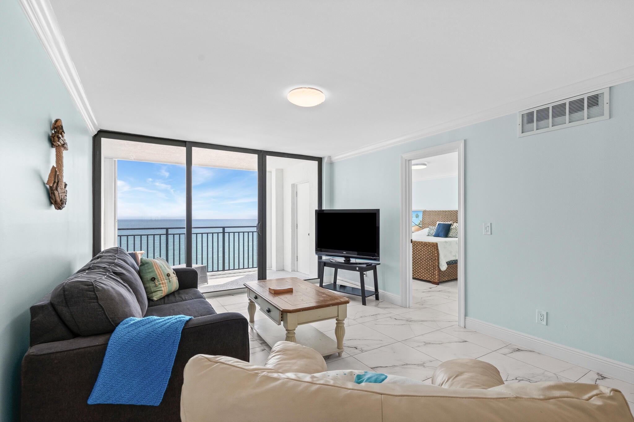 10102 S Ocean Drive 705A
