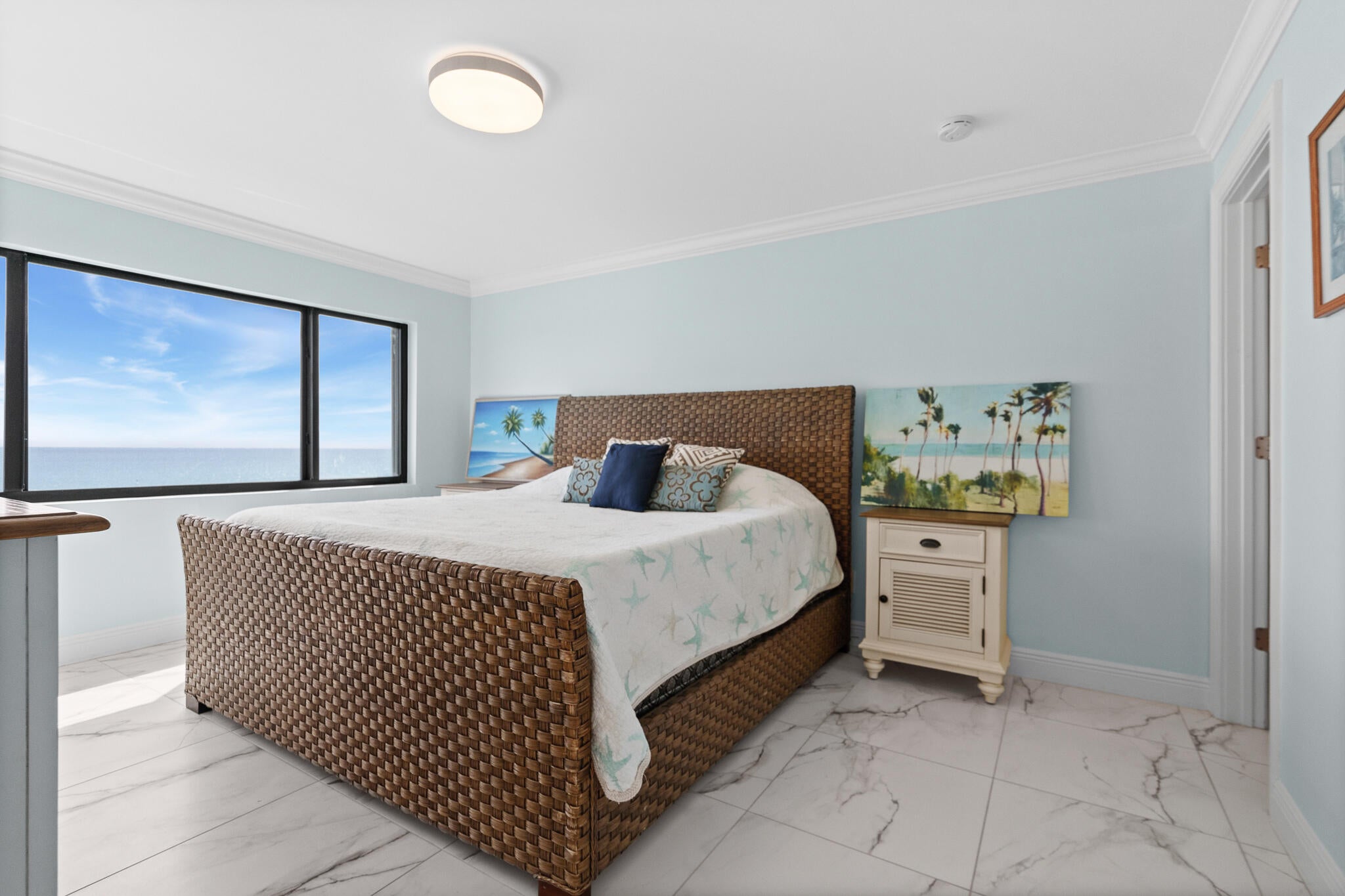 10102 S Ocean Drive 705A