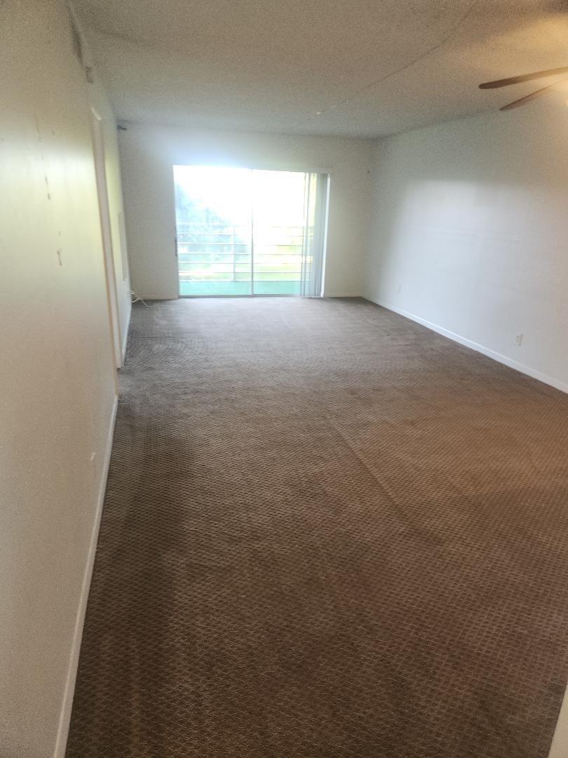 Applegreen Condo Apts 3 - Residential Lease