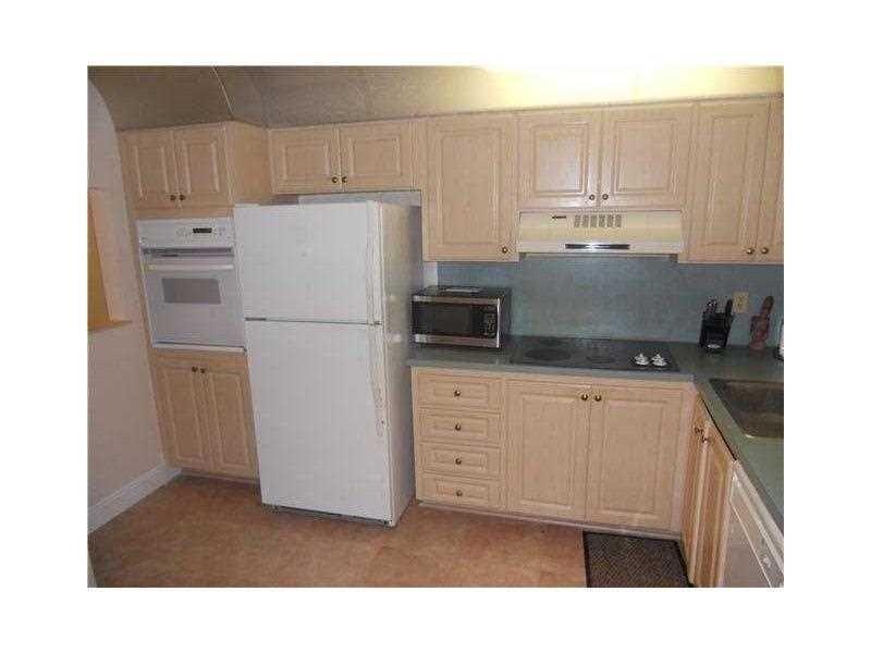 Applegreen Condo Apts 3 - Residential Lease