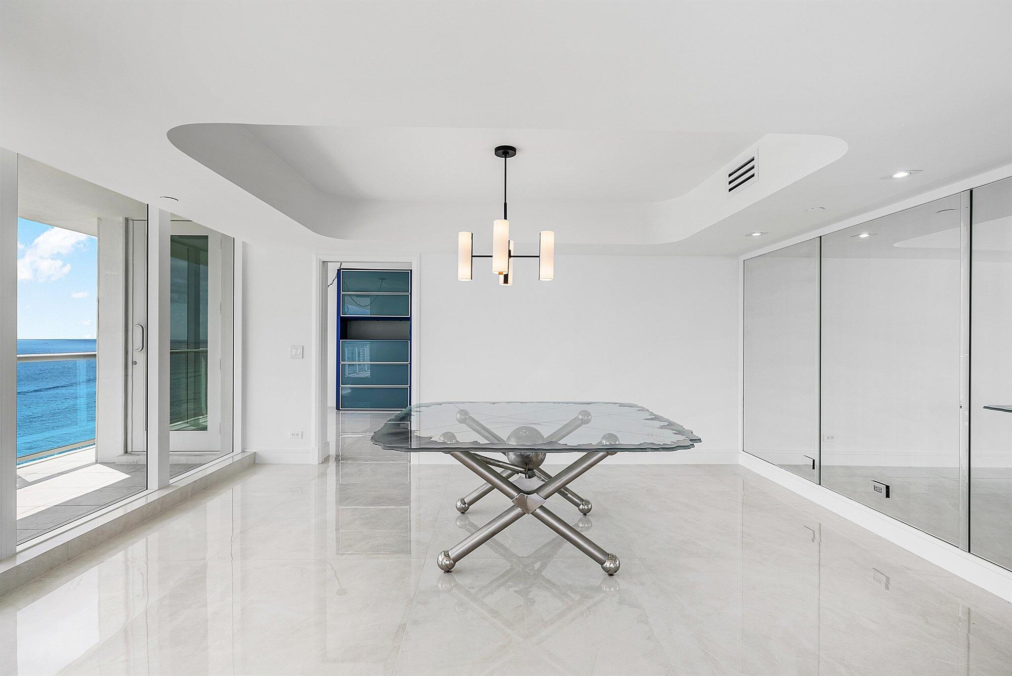 VILLA NOVA - Residential Lease