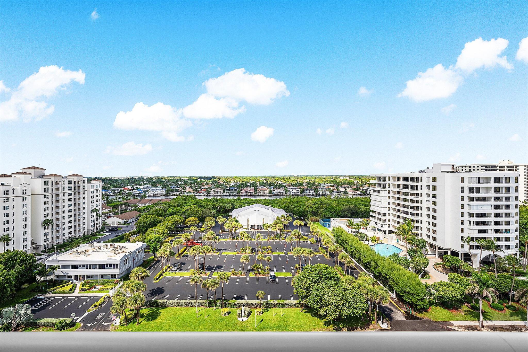 VILLA NOVA - Residential Lease