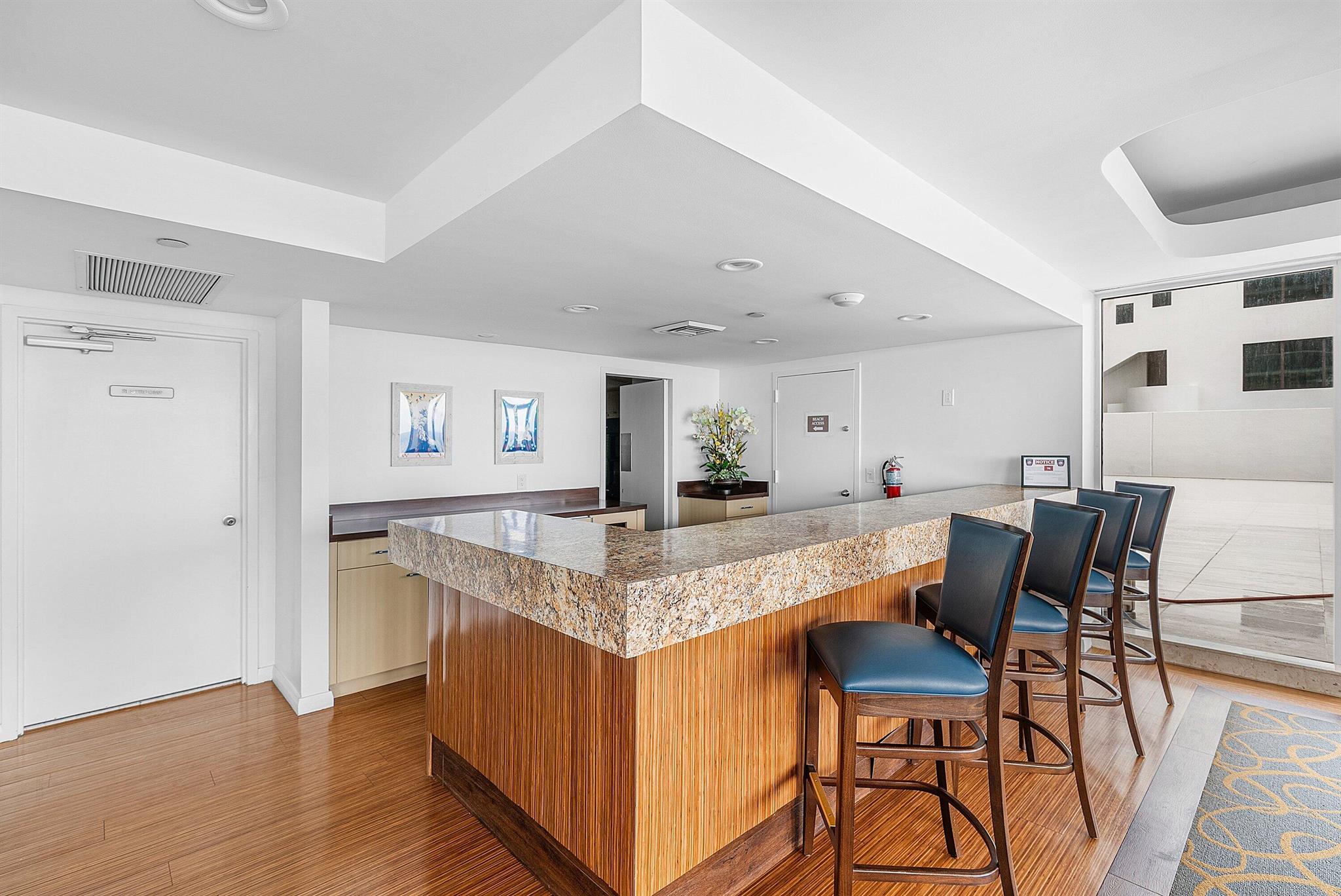 VILLA NOVA - Residential Lease