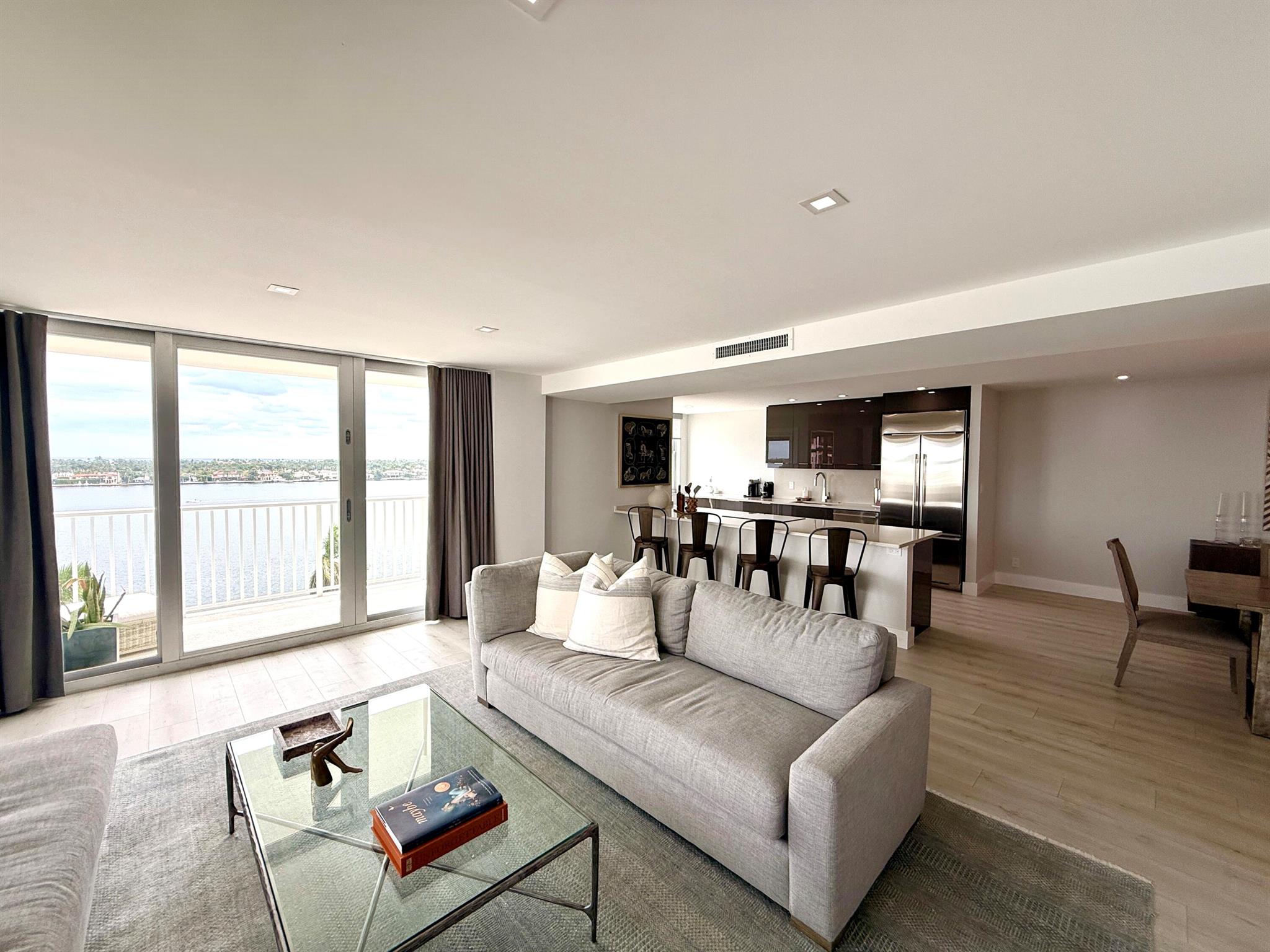 RAPALLO SOUTH CONDO - Residential