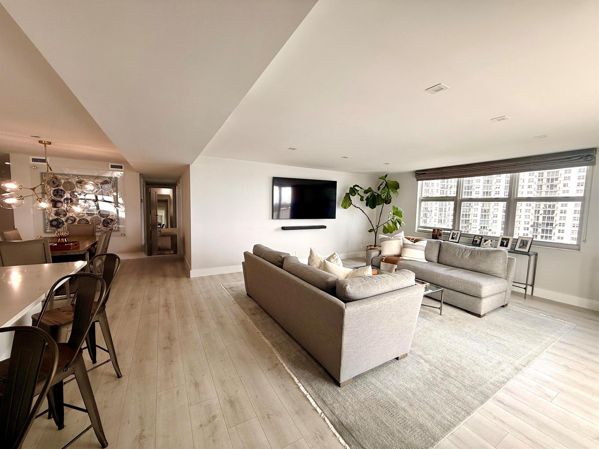 RAPALLO SOUTH CONDO - Residential