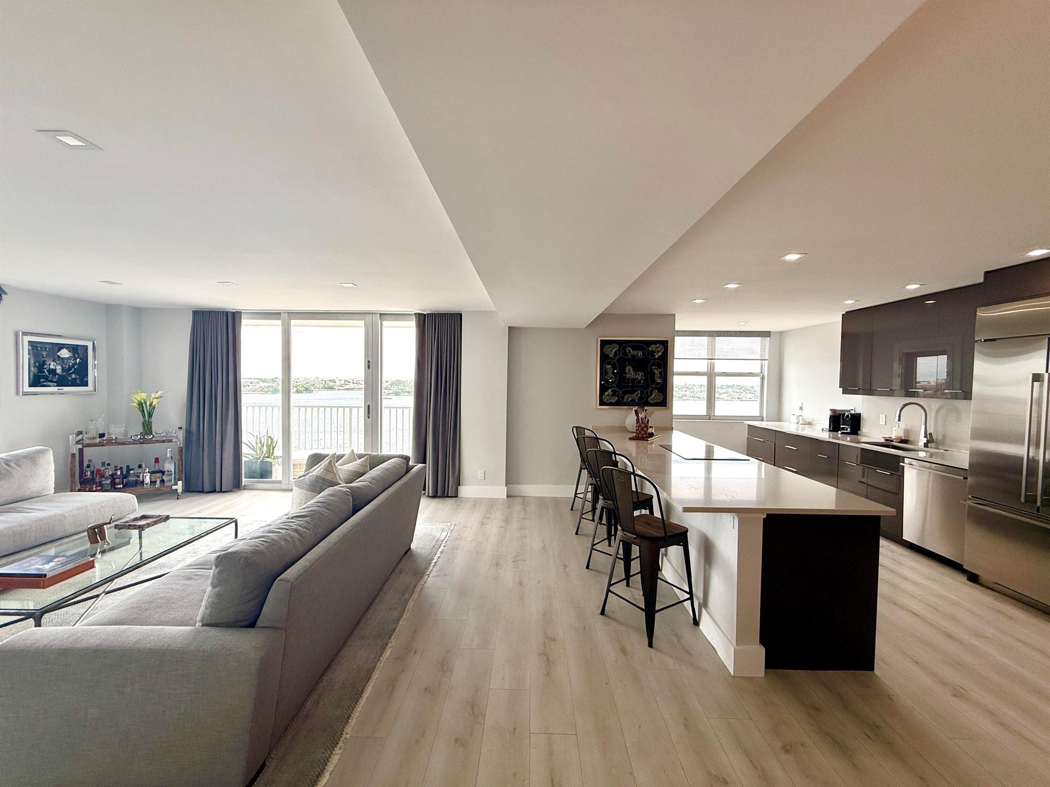 RAPALLO SOUTH CONDO - Residential