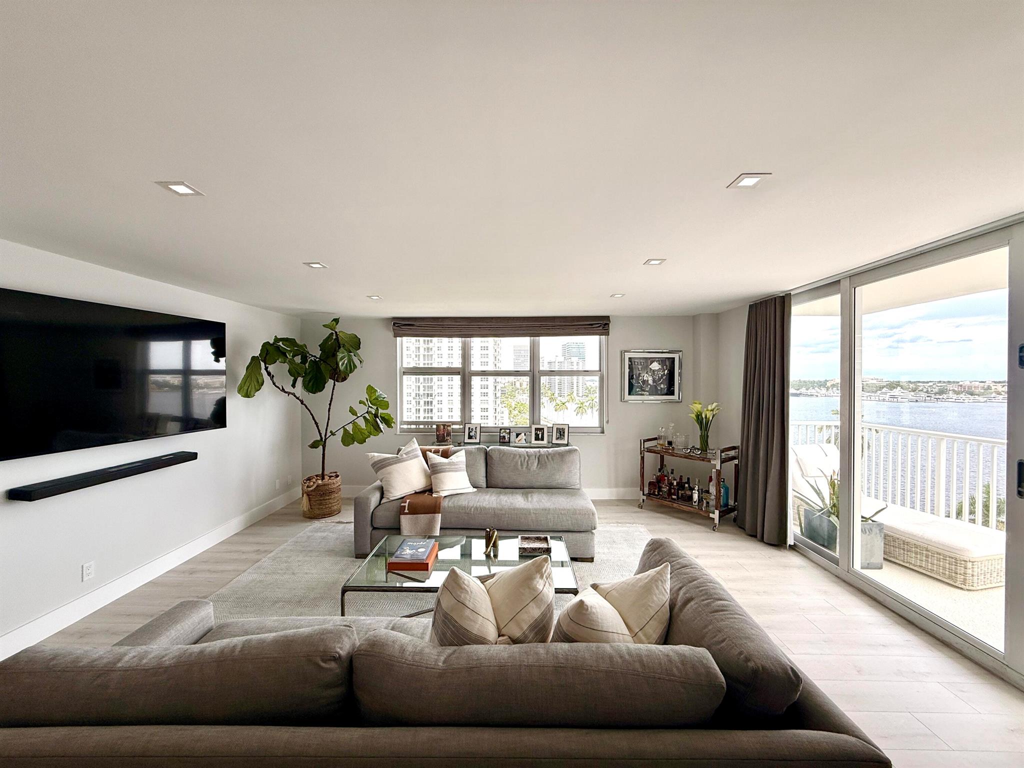 RAPALLO SOUTH CONDO - Residential