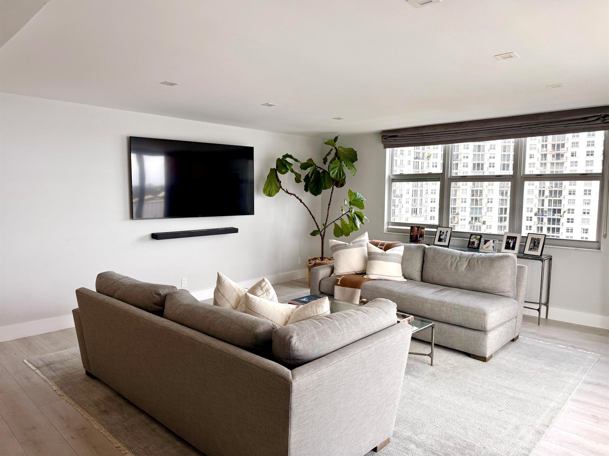 RAPALLO SOUTH CONDO - Residential