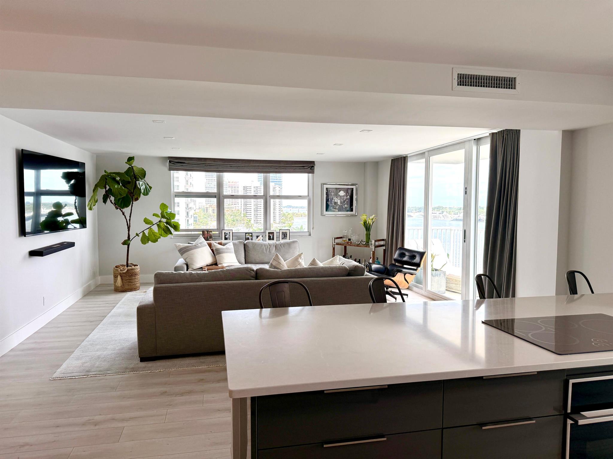 RAPALLO SOUTH CONDO - Residential