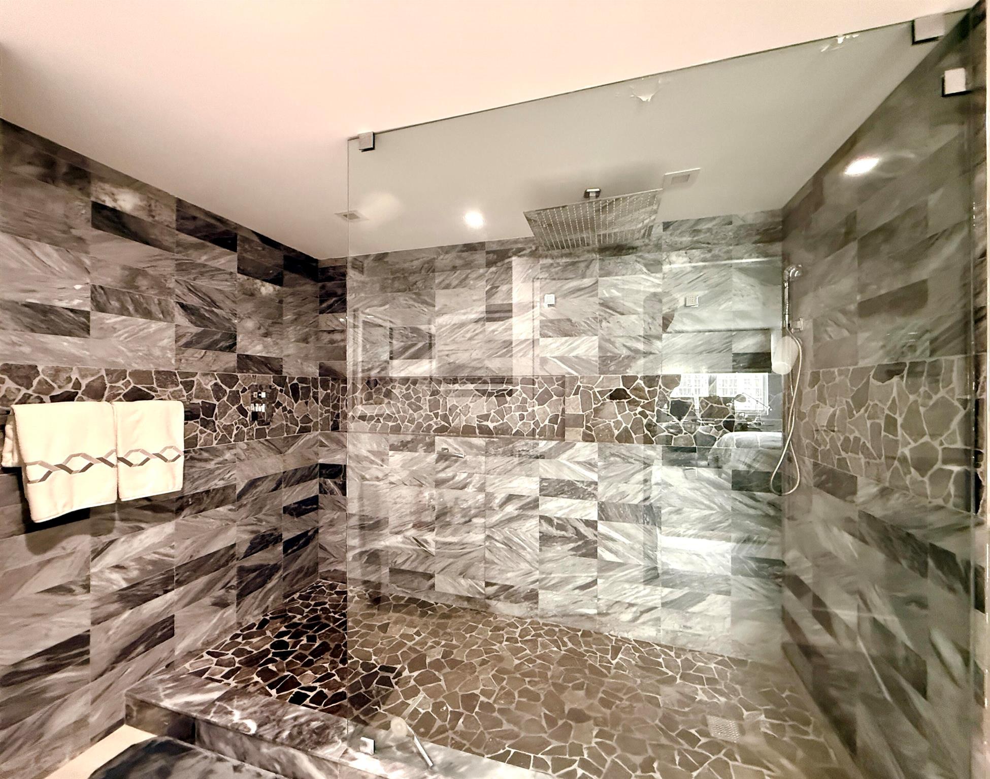 RAPALLO SOUTH CONDO - Residential