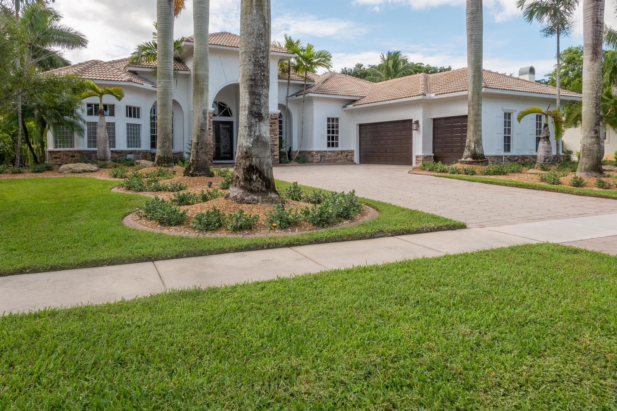 12486 Equine Lane