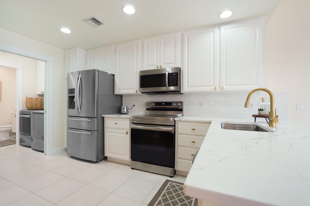 Photo of 4111 Community Drive, Jupiter, FL 33458 (MLS # R10972243)