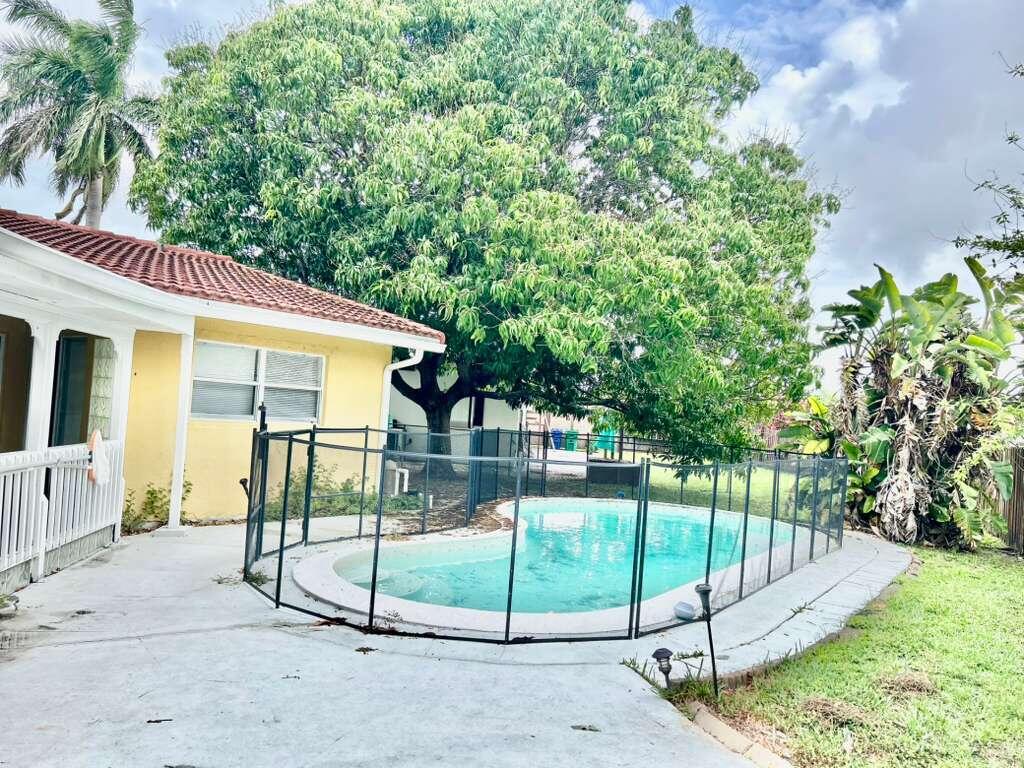 THE DELLS - Residential