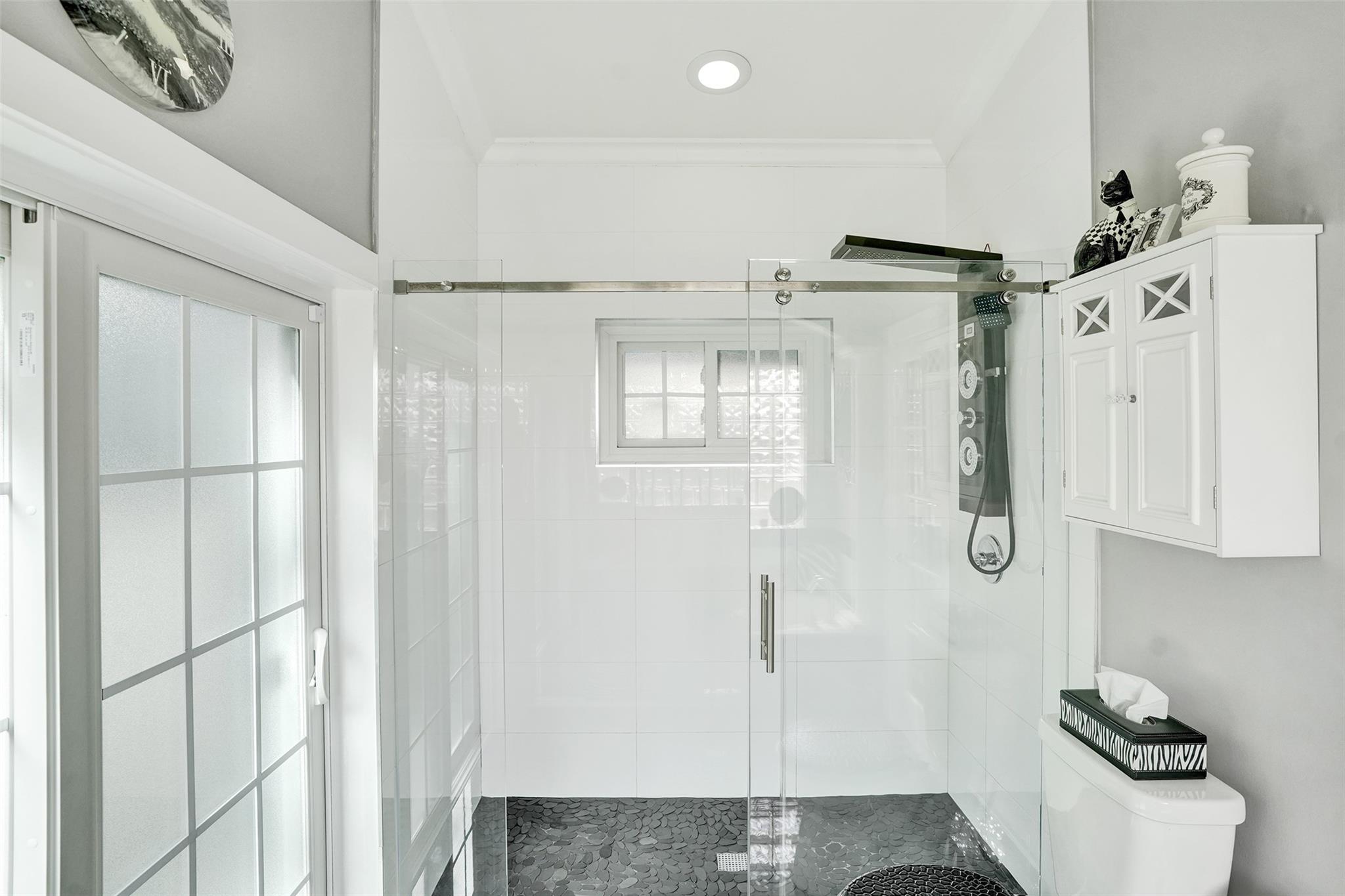 Pine Ridge 112-37 B - Residential