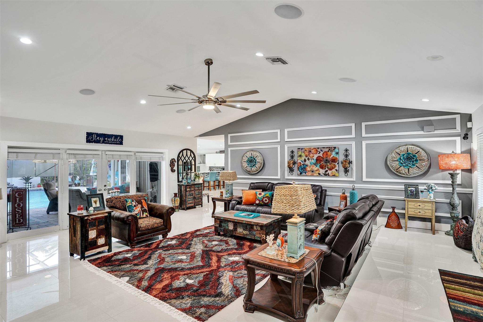 Pine Ridge 112-37 B - Residential