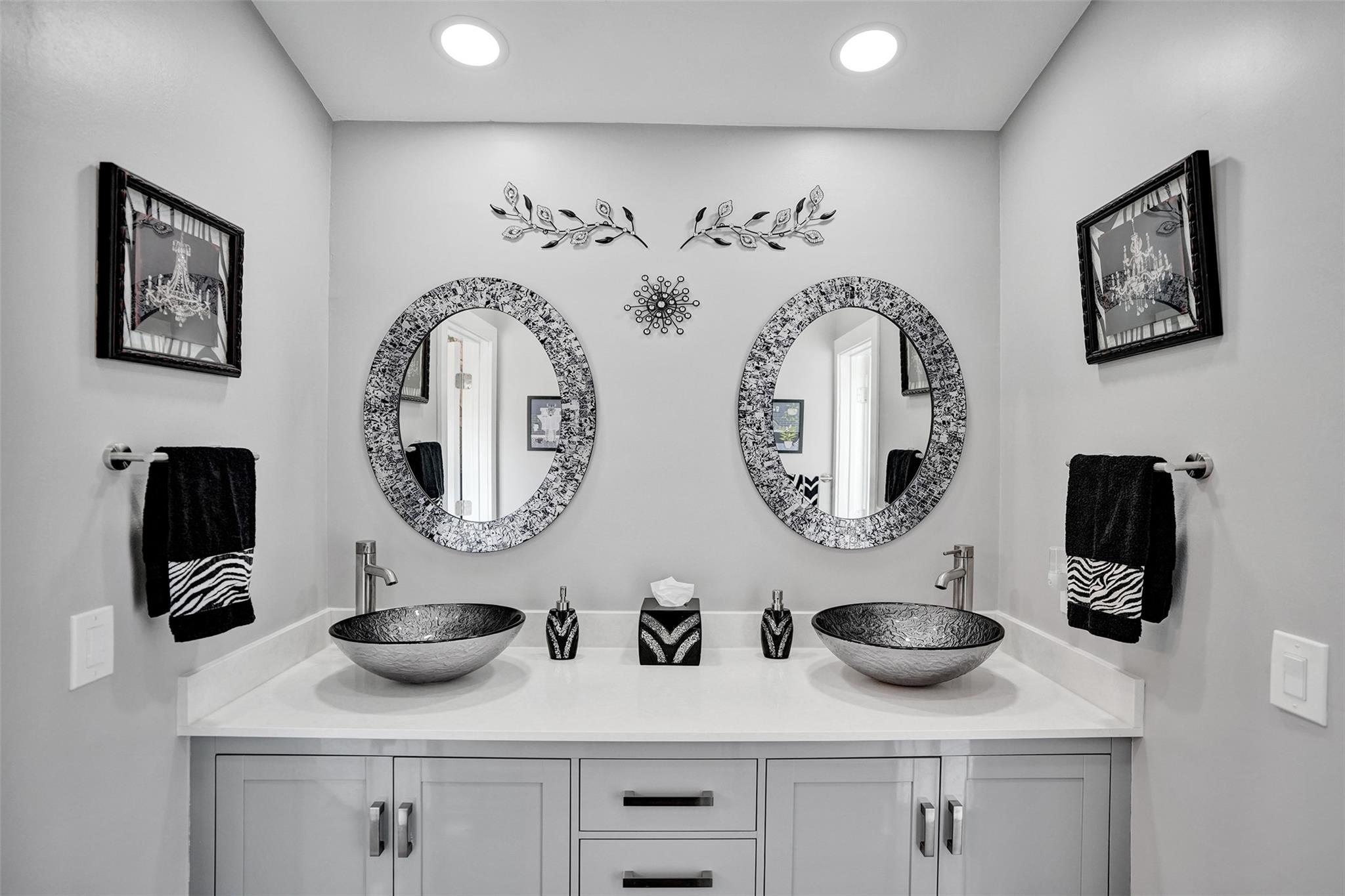 Pine Ridge 112-37 B - Residential