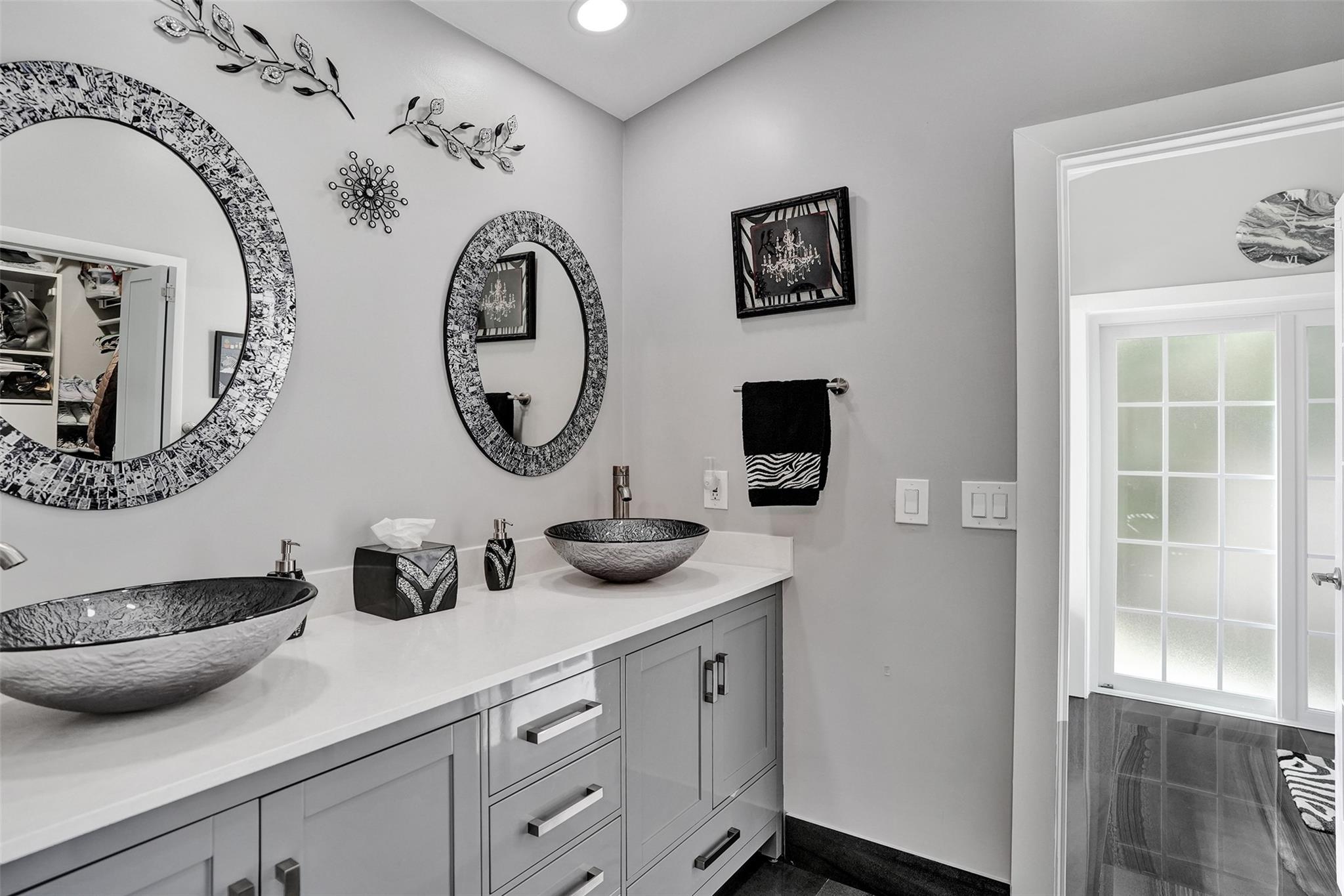 Pine Ridge 112-37 B - Residential