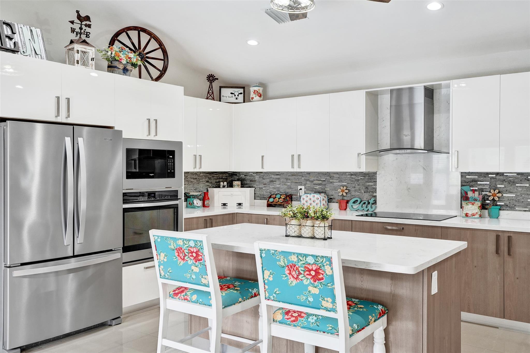 Pine Ridge 112-37 B - Residential