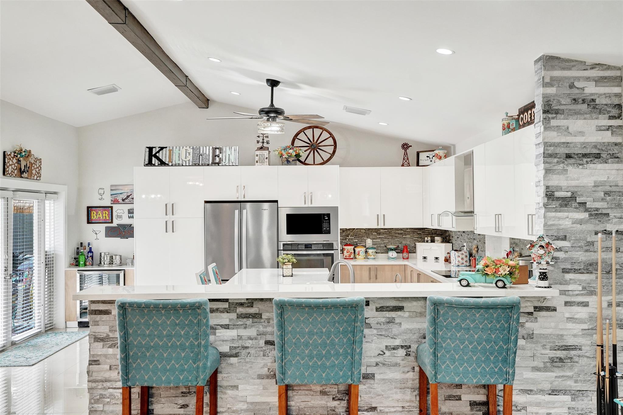 Pine Ridge 112-37 B - Residential