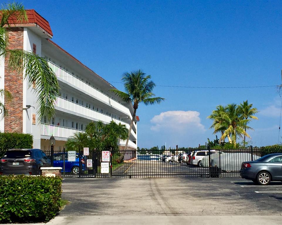 REGENCY SURF & RACQUET CLUB CONDO - Residential Lease