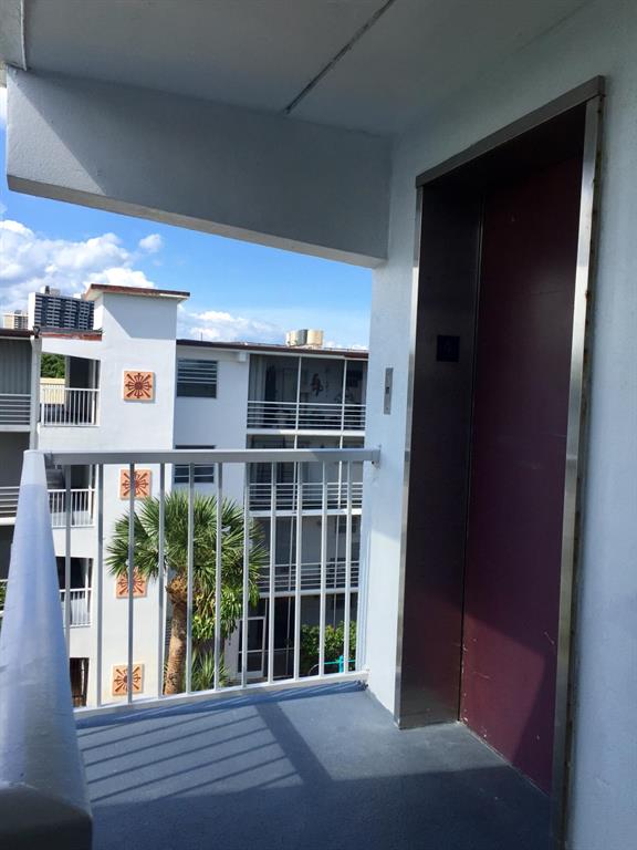 REGENCY SURF & RACQUET CLUB CONDO - Residential Lease