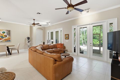 Photo of 5677 Via De La Plata Circle, Delray Beach, FL 33484 (MLS # B26039677)