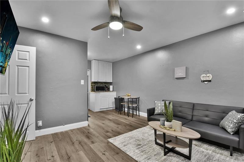 201 SE 23 RD ST