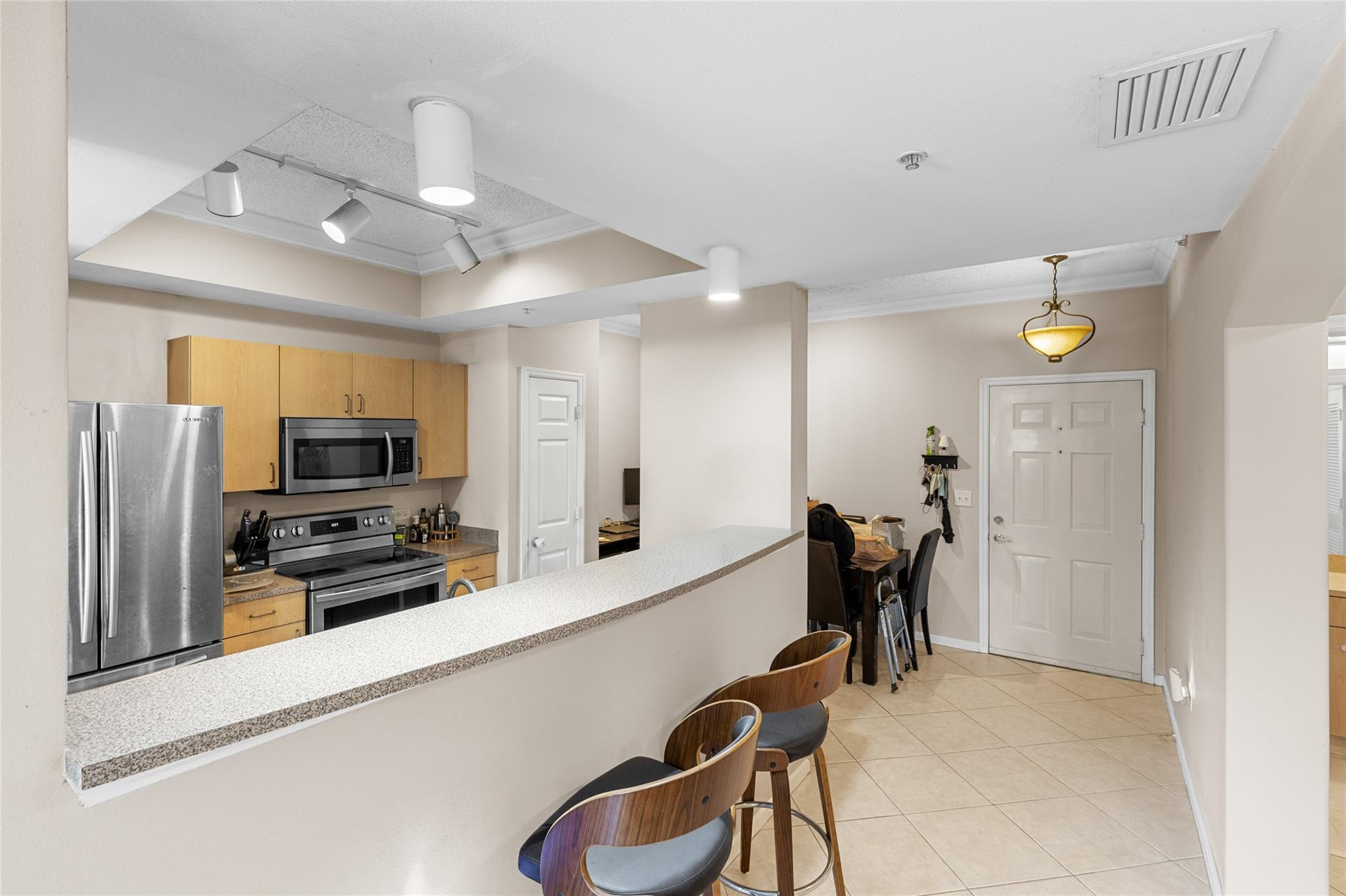 533 NE 3rd Avenue 243