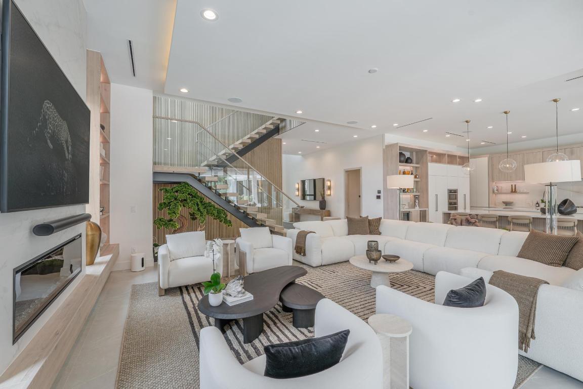 OCEAN HEIGHTS - Residential