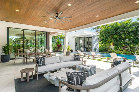 Tiny photo for 400 NE 4th Street, Boca Raton, FL 33432 (MLS # R11157445)