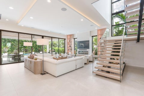 Tiny photo for 400 NE 4th Street, Boca Raton, FL 33432 (MLS # R11157445)