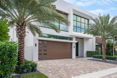 Tiny photo for 400 NE 4th Street, Boca Raton, FL 33432 (MLS # R11157445)
