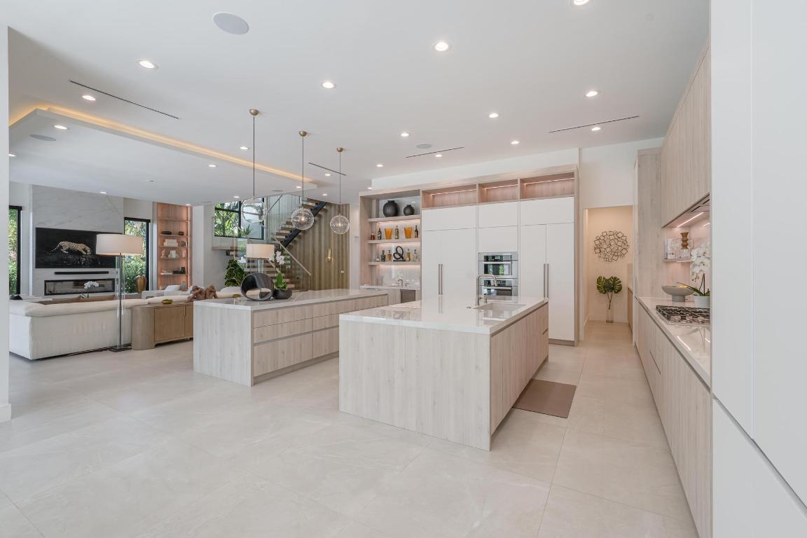 OCEAN HEIGHTS - Residential