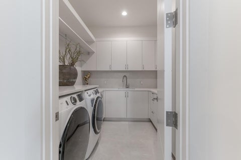 Tiny photo for 400 NE 4th Street, Boca Raton, FL 33432 (MLS # R11157445)