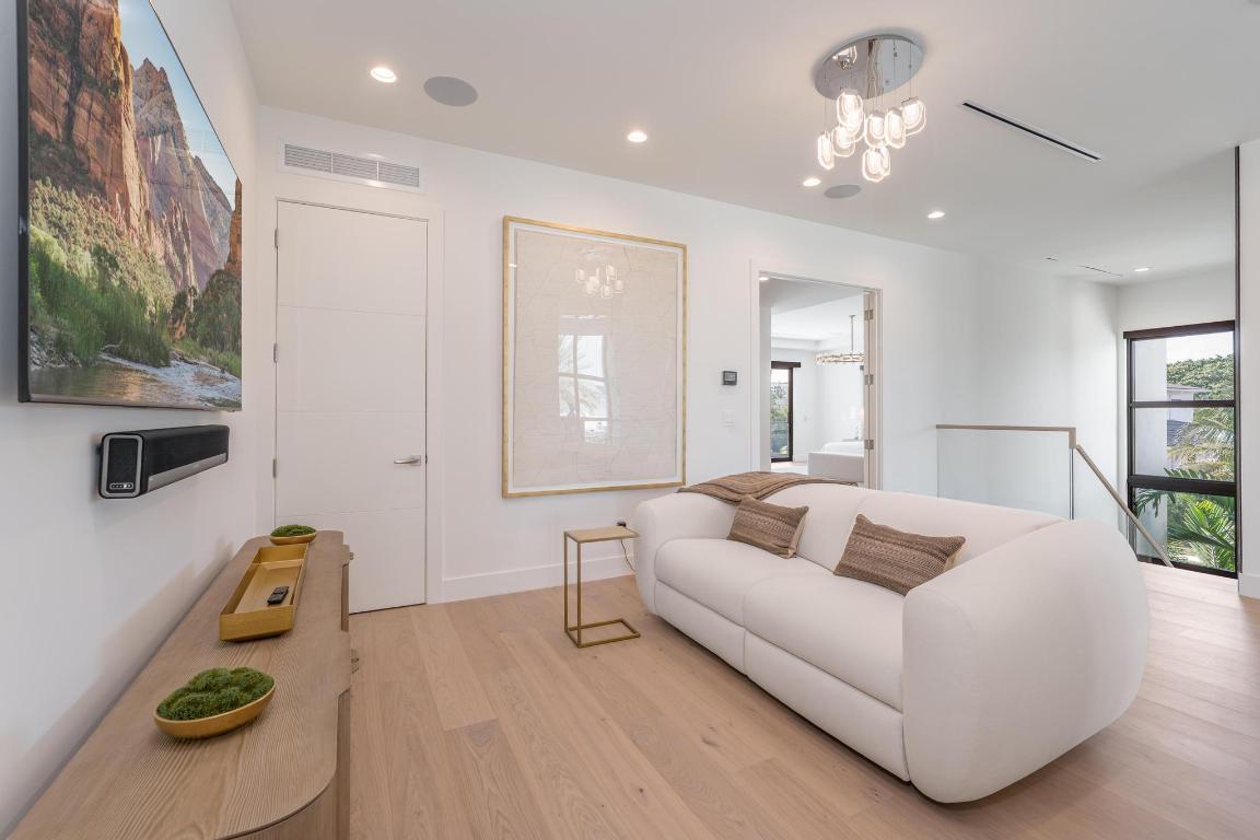 OCEAN HEIGHTS - Residential