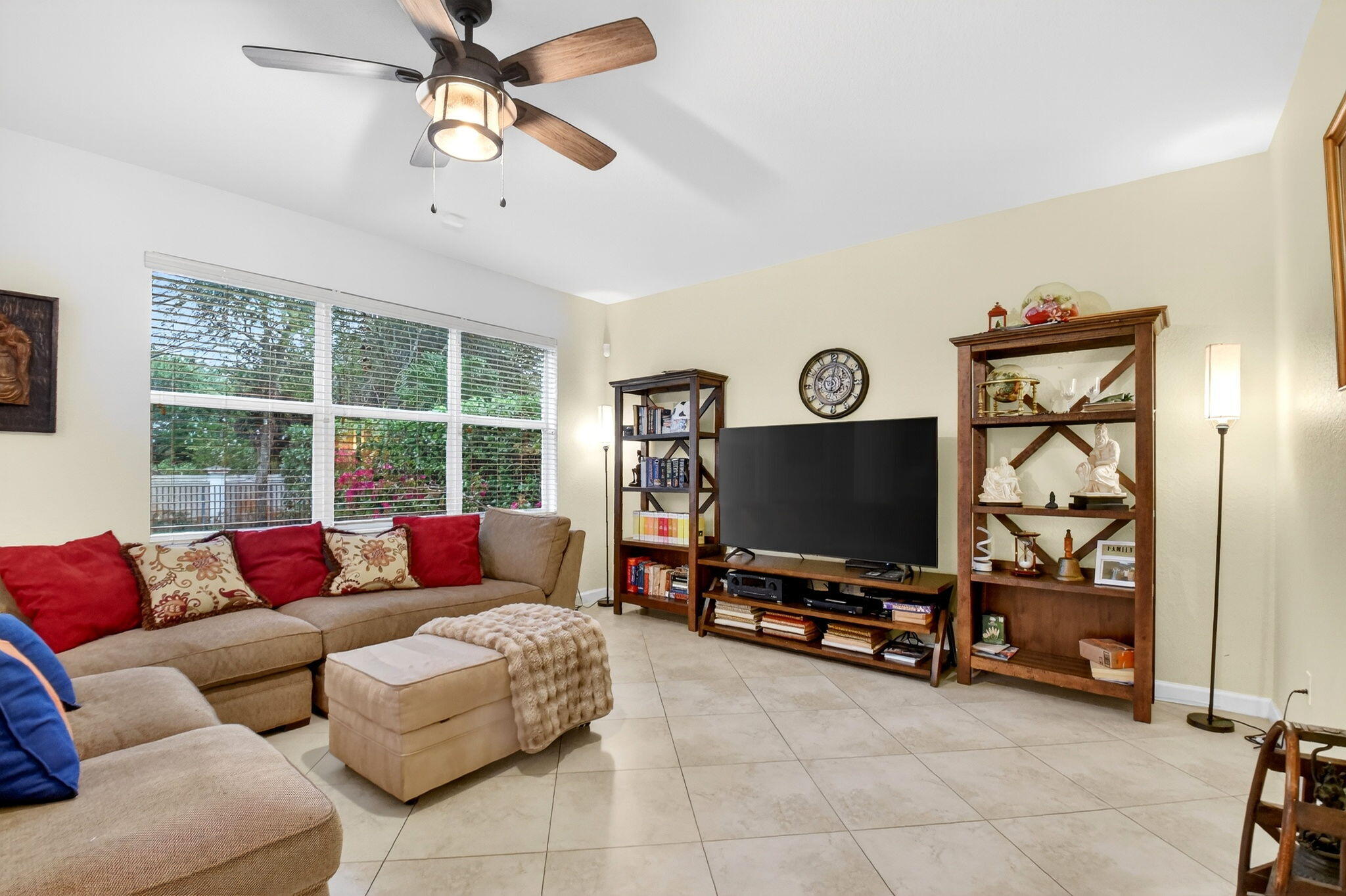 CAPISTARA - Residential