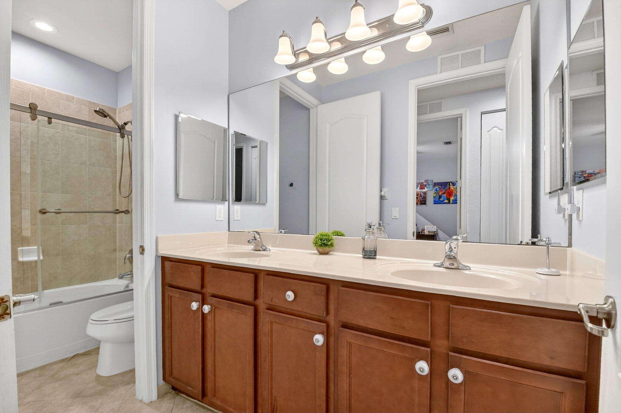 CAPISTARA - Residential