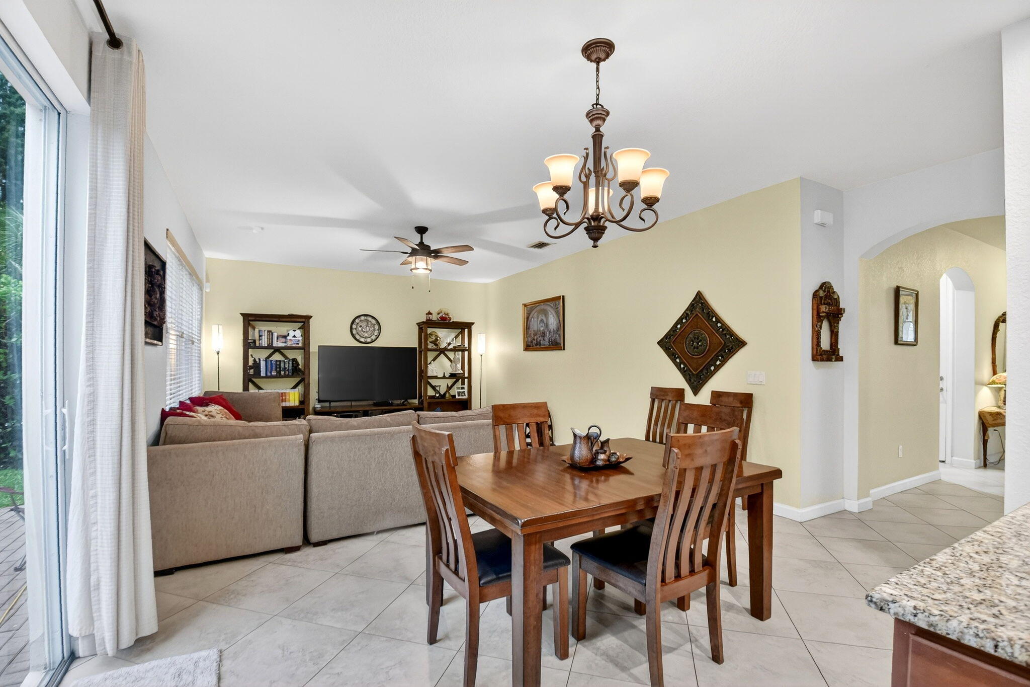 CAPISTARA - Residential