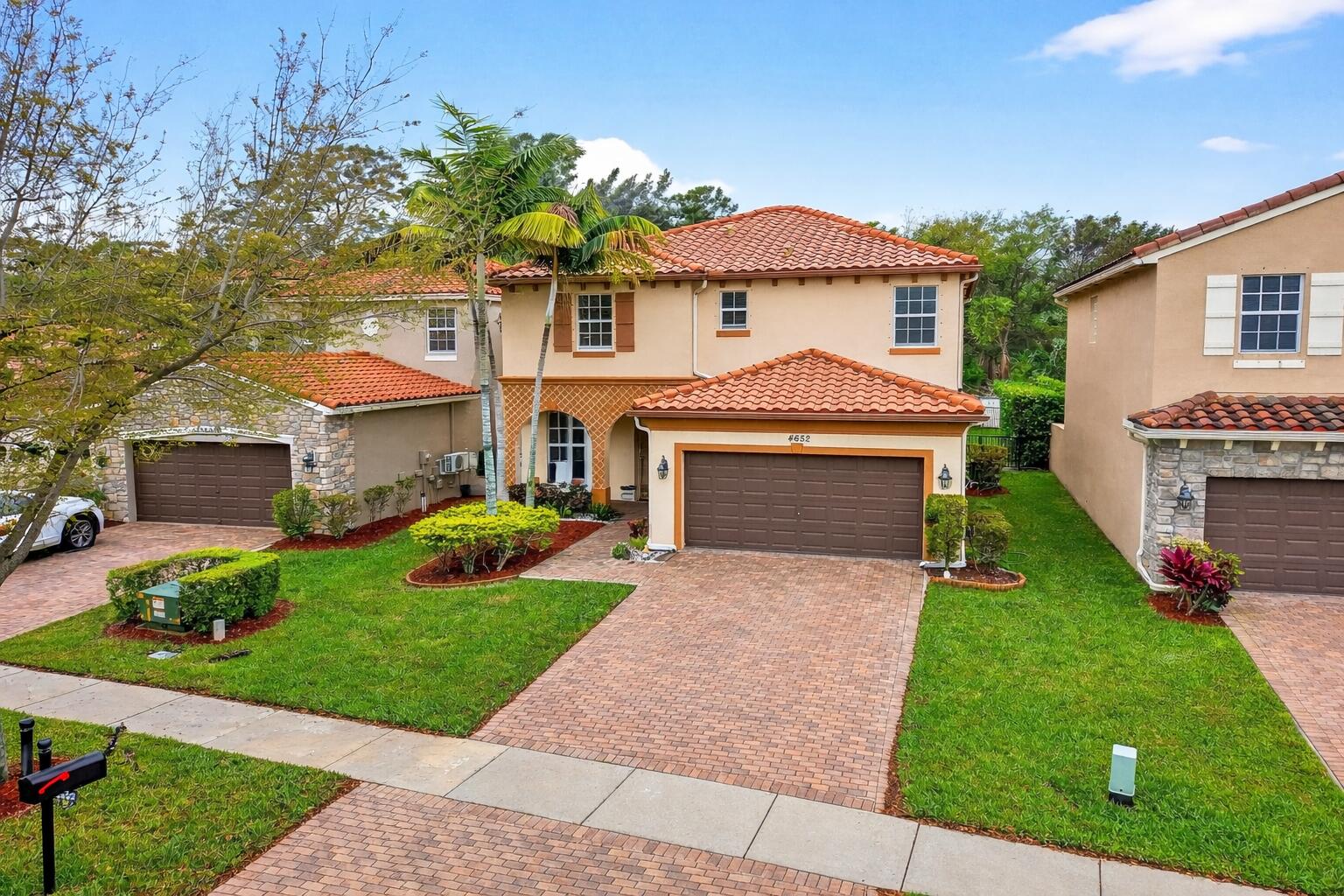 CAPISTARA - Residential