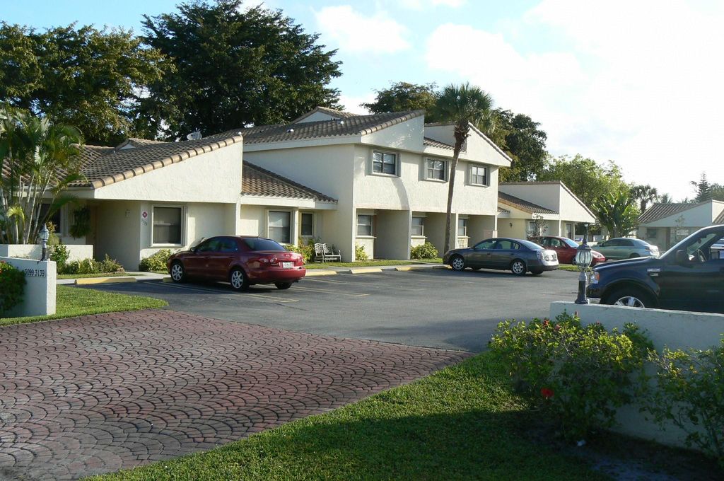Photo of 3131 Coral Ridge Drive #3131, Coral Springs, FL 33065 (MLS # F10486601)