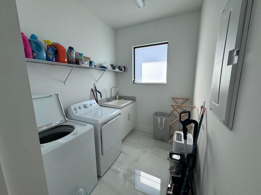 BRIDGES MIZNER PUD BRIDGES SOUTH PLAT THREE - Residential